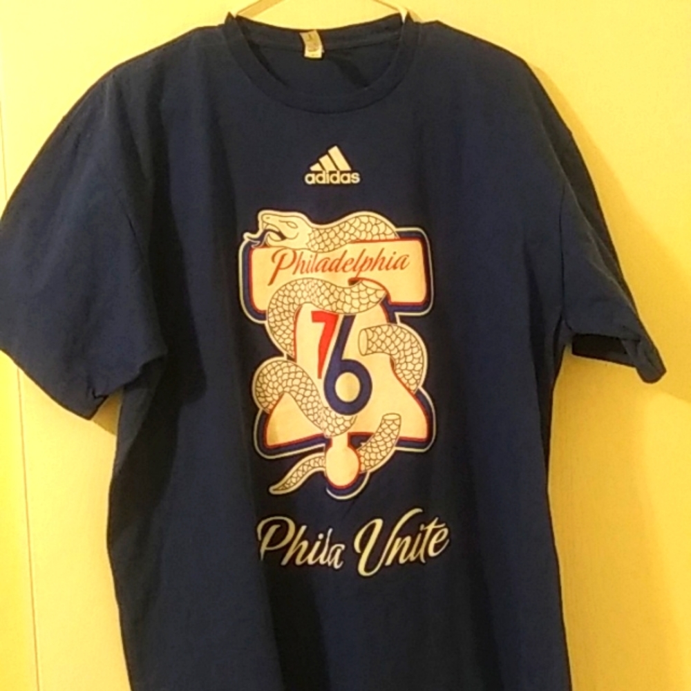 Philadelphia 76ers shirt